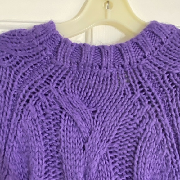 Love, Whit by Whitney Port Purple Chunky Crew Neck Cable Knit Sweater Size Small - Picture 7 of 8